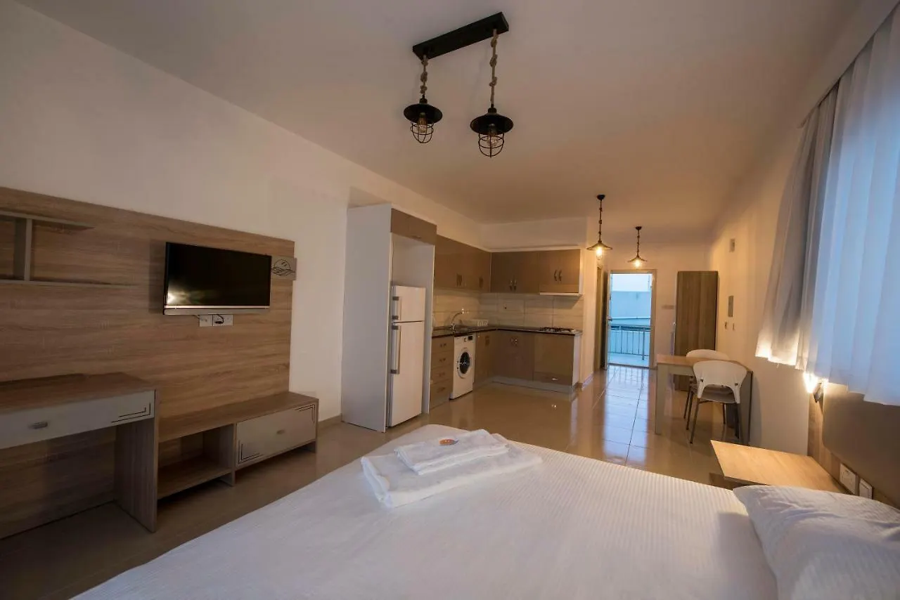 Deniz Airport Suites Nicosia Apartment
