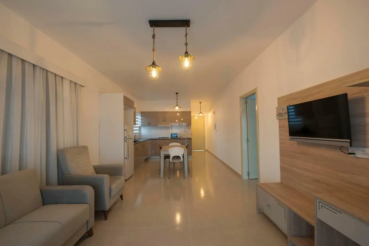 Apartment Deniz Airport Suites Nicosia Cyprus