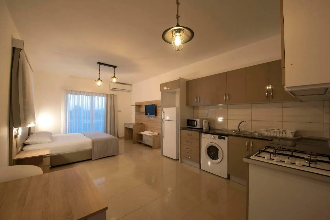 Appartement Deniz Airport Suites Nicosie